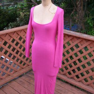 NWT size L SKIMS SOFT LOUNGE SHIMMER LONG SLEEVE DRESS IN FUCHSIA FOIL